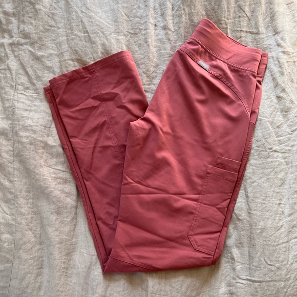 FIGS | ‘Mauve’ Kade Scrub Pants - Picture 3 of 4